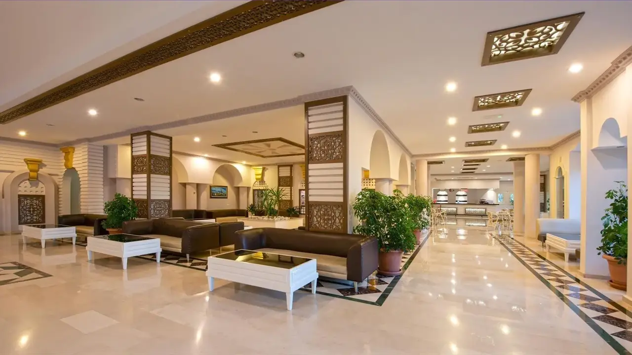Club Paradiso Hotel & Resort