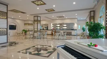 Club Paradiso Hotel & Resort