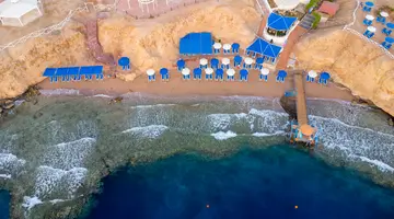 CLUB REEF HOTEL