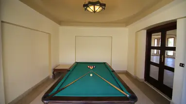 CLUB REEF HOTEL