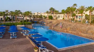 CLUB REEF HOTEL