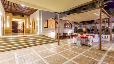 CLUB REEF HOTEL