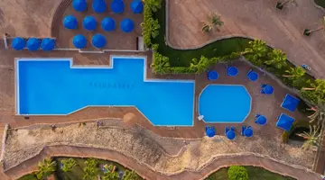 CLUB REEF HOTEL