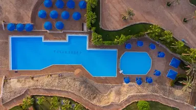 CLUB REEF HOTEL