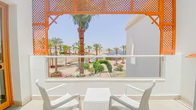 CLUB REEF HOTEL