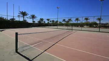 CLUB REEF HOTEL