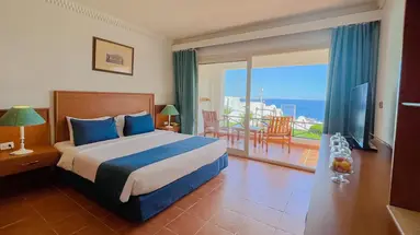 Club Reef Resort