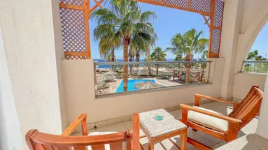 Club Reef Resort