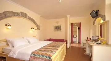 CLUB RESORT ATLANTIS