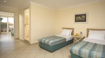 CLUB RESORT ATLANTIS