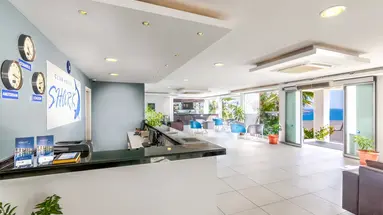 Club Shark Hotel