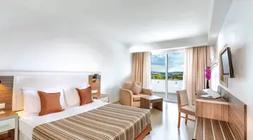 Club Shark Hotel