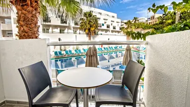 Club Shark Hotel