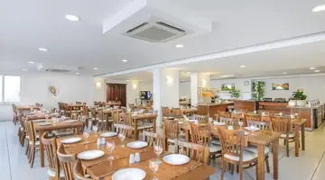 CLUB SHARK HOTEL