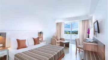 CLUB SHARK HOTEL