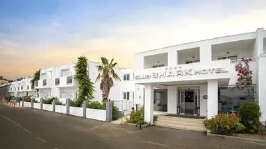 Club Shark Hotel