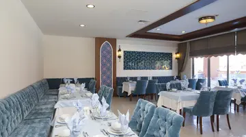 CLUB SIDE COAST HOTEL
