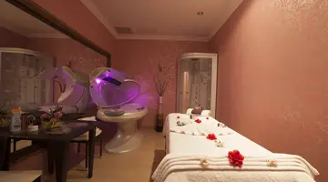CLUB SIDE COAST HOTEL