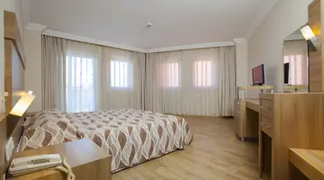 CLUB SIDE COAST HOTEL