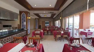CLUB SIDE COAST HOTEL
