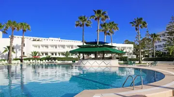 Club Tropicana & Spa