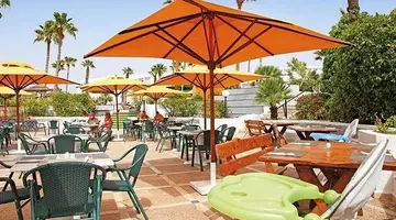 Club Tropicana
