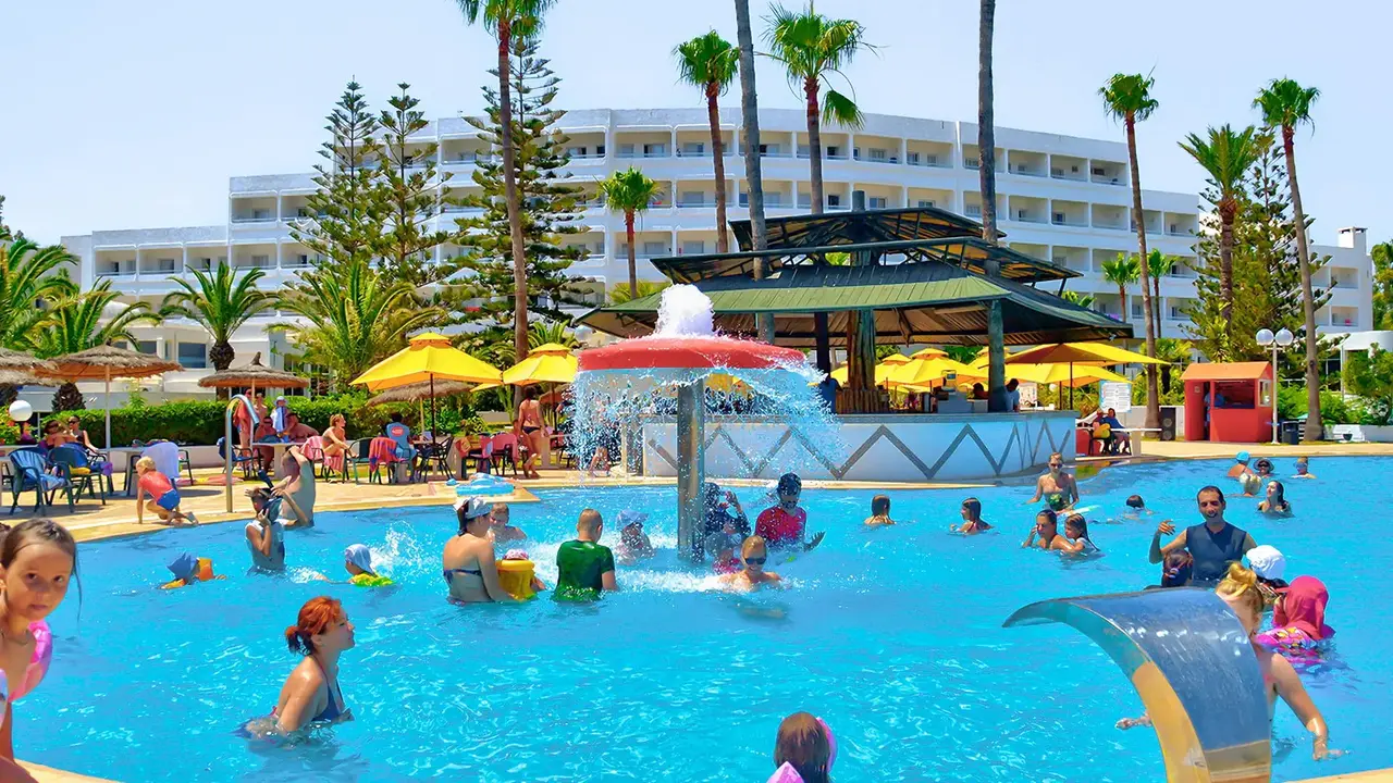 Club Tropicana