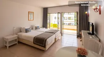 Clube do Lago Hotel & Apartamento