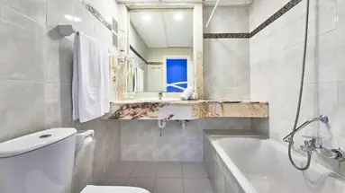 Clumba Hotel