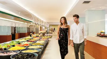 CM Playa del Moro Hotel