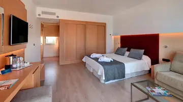 CM Playa del Moro Hotel