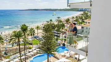 CM Playa del Moro Hotel