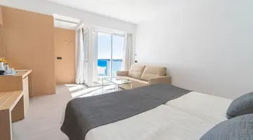 CM Playa del Moro Hotel