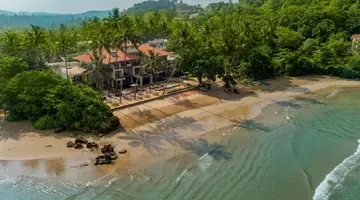 COCO BAY UNAWATUNA