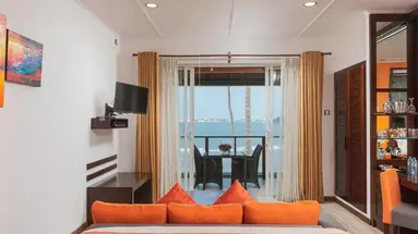 COCO BAY UNAWATUNA