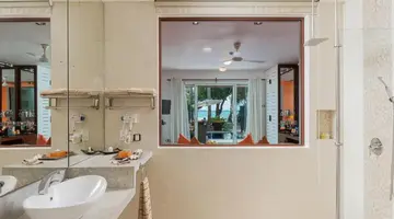 COCO BAY UNAWATUNA