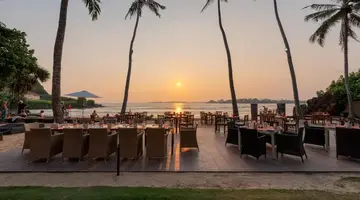 COCO BAY UNAWATUNA