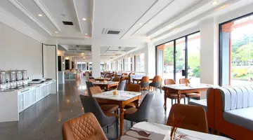 COCO BEACH HOTEL JOMTIEN (ex. JOMTIEN GARDEN HOTEL & RESORT)