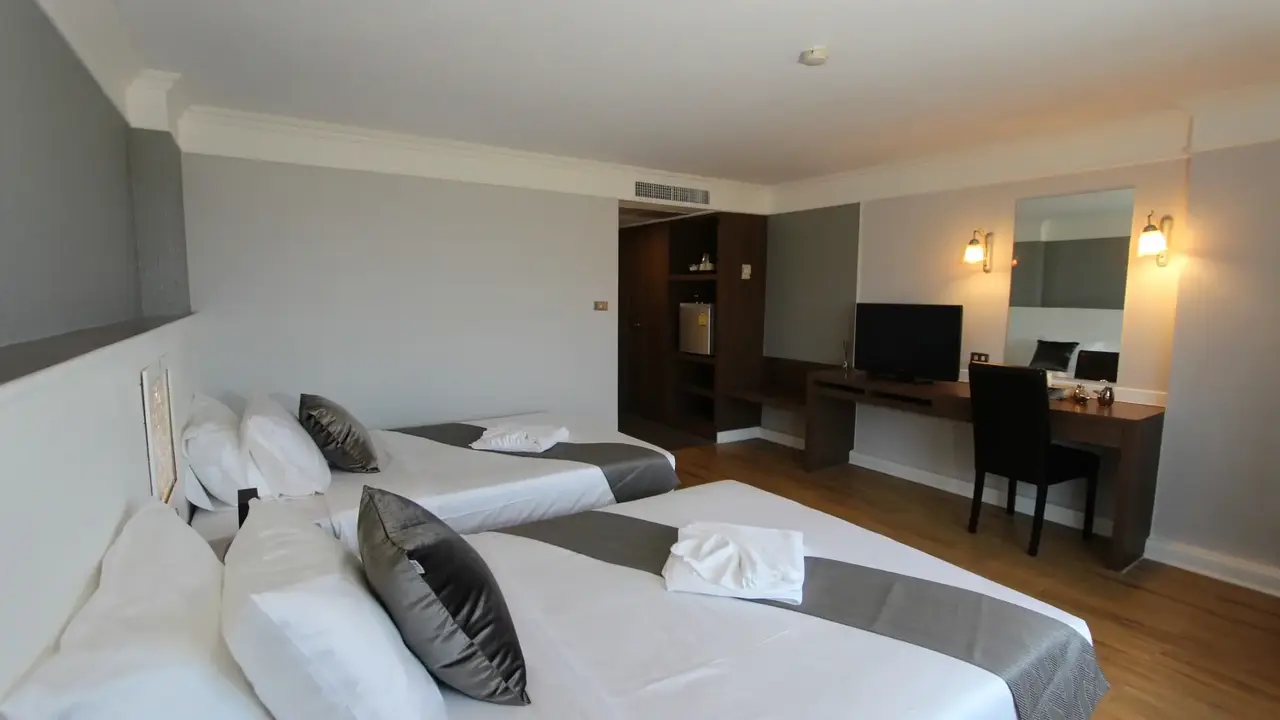 COCO BEACH HOTEL JOMTIEN (ex. JOMTIEN GARDEN HOTEL & RESORT)