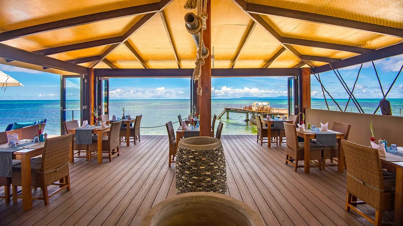 Coco de Mer Hotel and Black Parrot Suites
