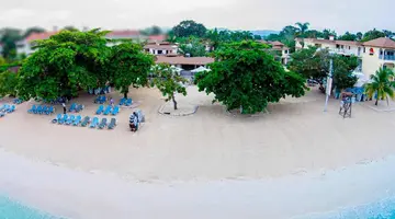 Coco La Palm Seaside Resort