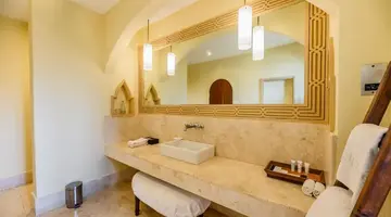 Cocoa Boutique Hotel****