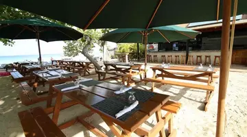 CocoLaPalm A Seaside Resort