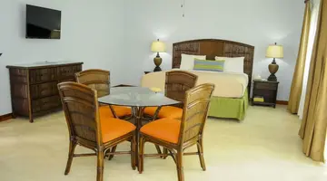 CocoLaPalm A Seaside Resort