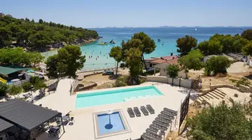 Colentum Resort Murter