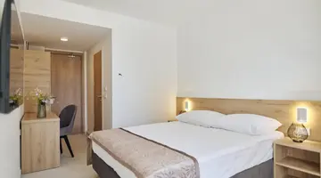 Colentum Resort Murter