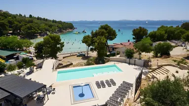 Colentum Resort Murter
