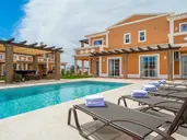 Colina da Lapa and Colina Villas
