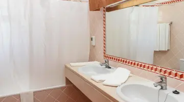 Colina Da Lapa & Villas with Private Pool