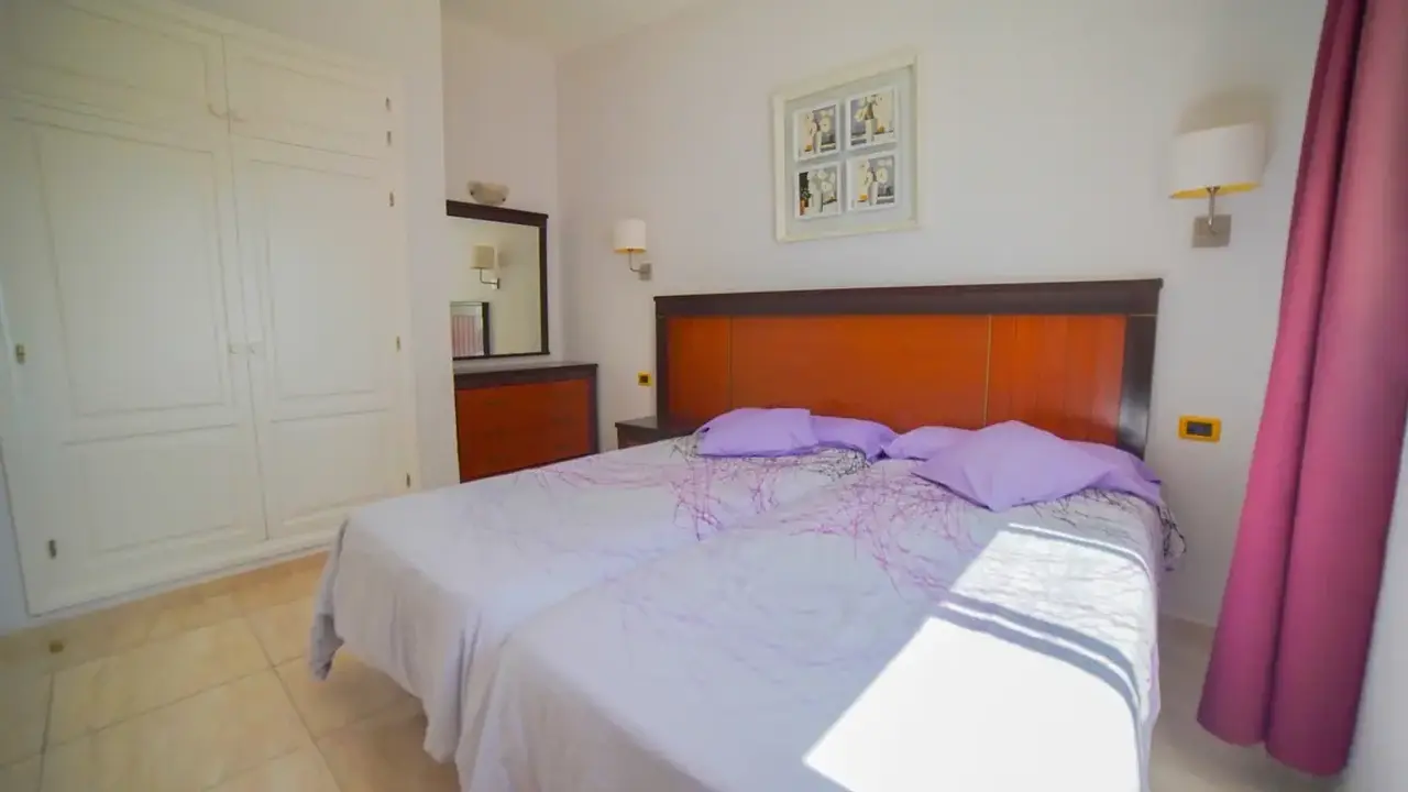 Colina Mar Apartments